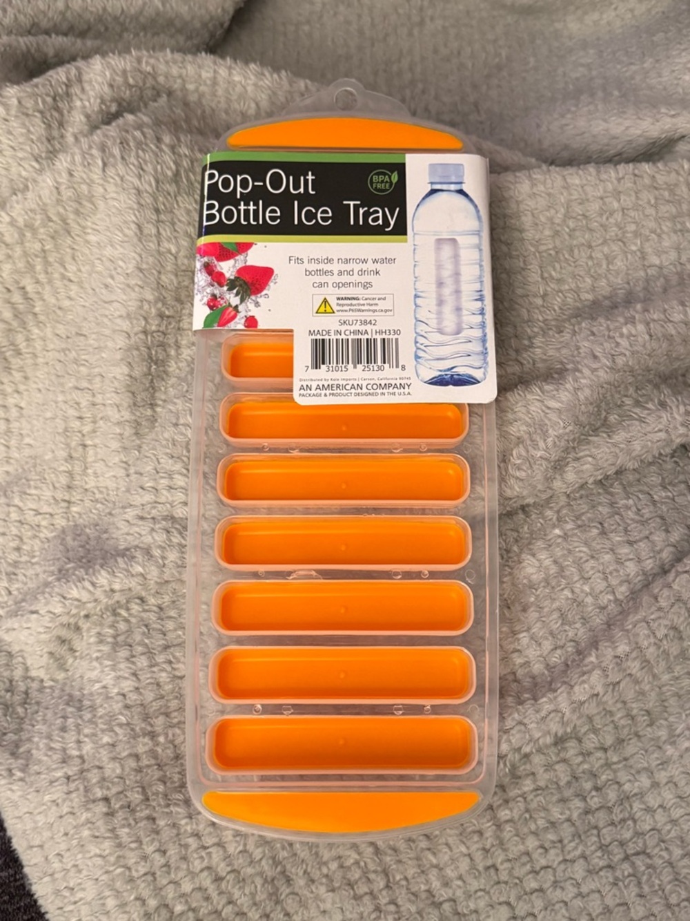 Handy Housewares Pop Out Ice Tray for Narrow Water Bottle Openings - NWT